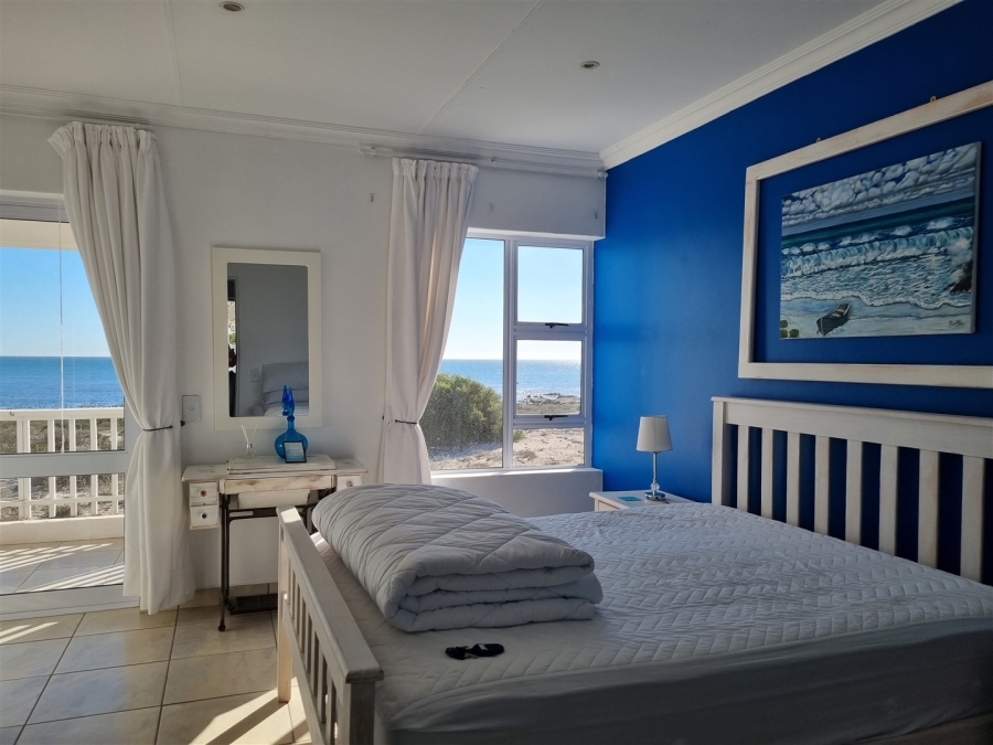 3 Bedroom Property for Sale in Sandy Point Western Cape